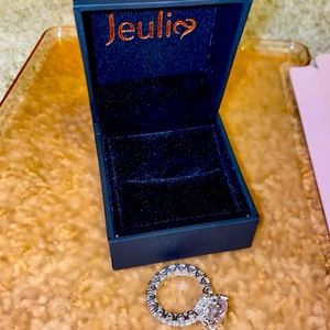 10/10 Jeulia size 5 diamond ring